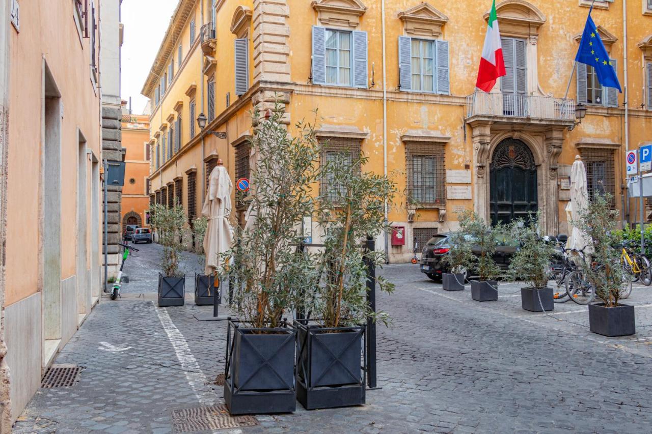 The Best Rent - Piazza Di Firenze Apartment Rome Bagian luar foto